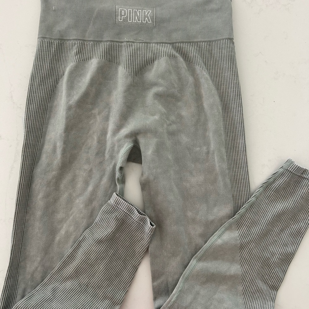 Victoria’s Secret pink seamless leggings
